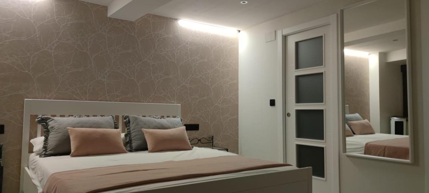 Апартаменты La Casita De Sofia Монфорте-де-Лемос Экстерьер фото
